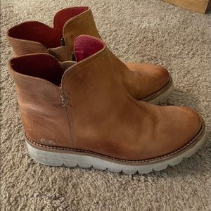 Bedstu Brown Boots